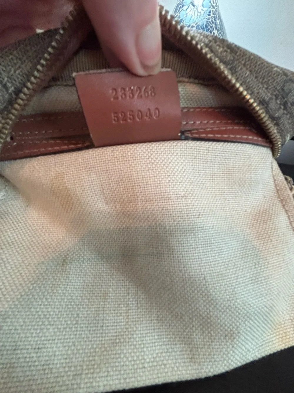 RARE Limited Edition Gucci GG Supreme Star Flat Messenger Crossbody Bag - Picture 7 of 10